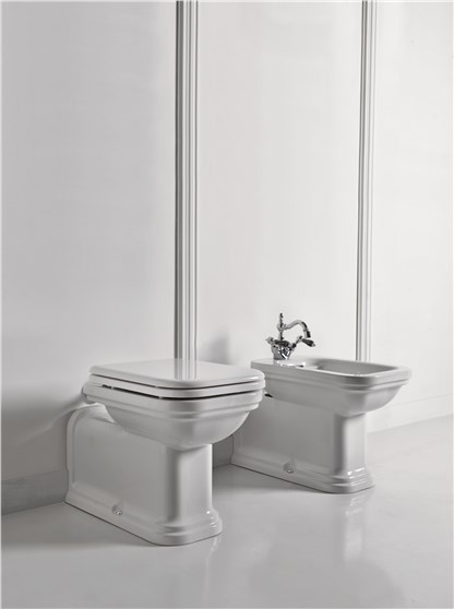 Vaso unico “PROLUNGATO” cod 4116, Bidet “PROLUNGATO” cod 4120, lavabo 100 cod 1