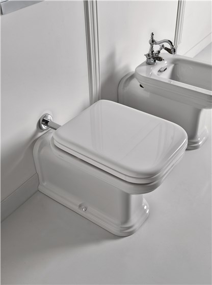 Vaso unico “PROLUNGATO” cod 4116, Bidet “PROLUNGATO” cod 4120, lavabo 100 cod 2